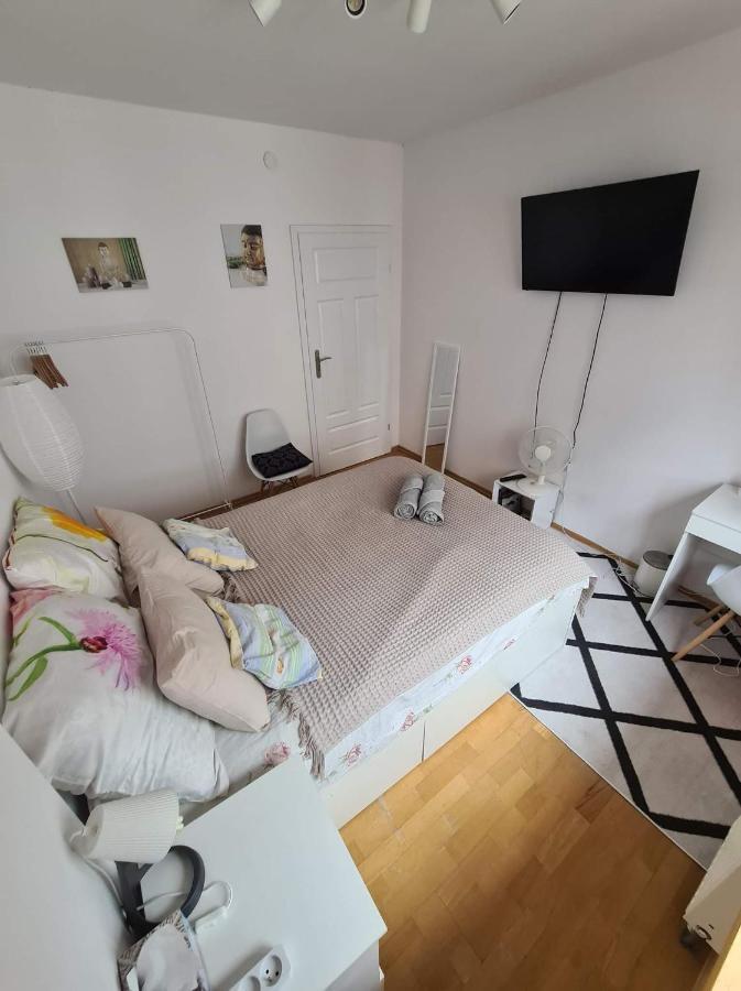 Apartament Francuska Pokoje Rooms Warsaw Exterior photo