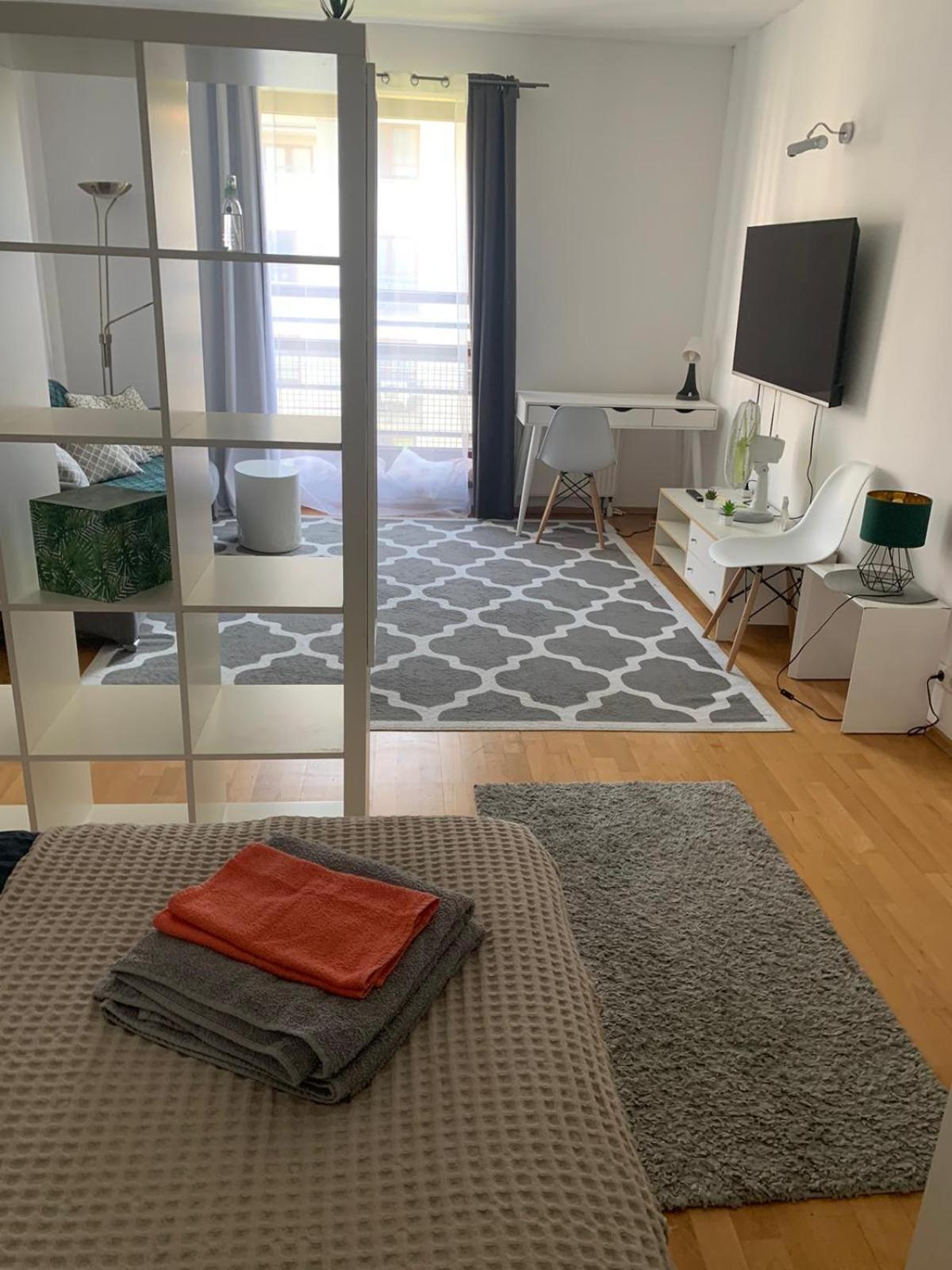 Apartament Francuska Pokoje Rooms Warsaw Exterior photo